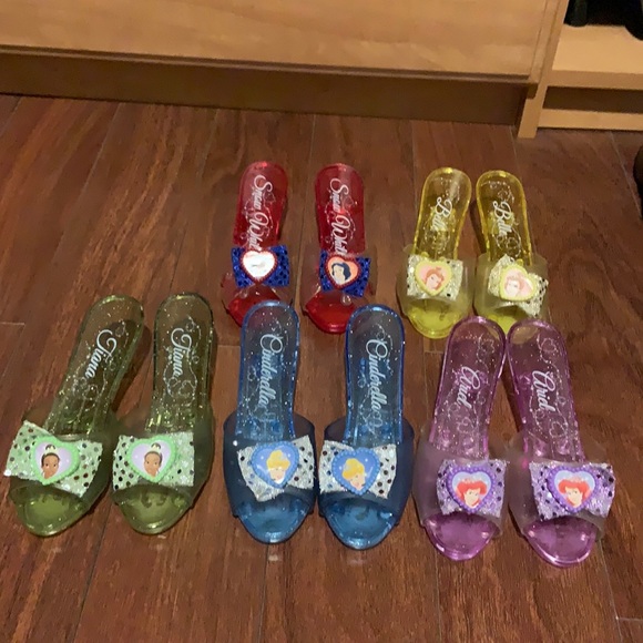 5 pairs of toddler play dress up shoes